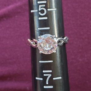 Fragrant Jewels Sz6 Clear Twist Band Spa Ring